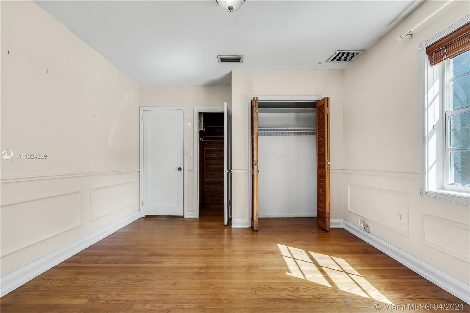 435 Southwest 30th Road Miami, FL 33129 - Photo 15 of 27