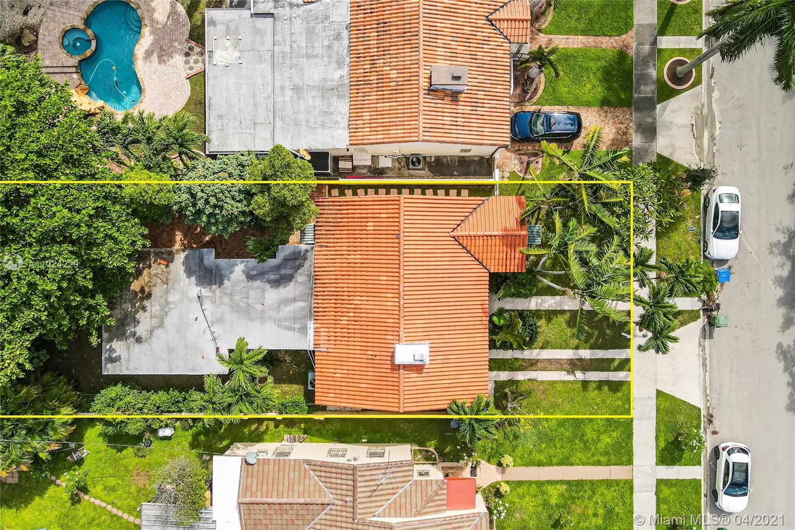 435 Southwest 30th Road Miami, FL 33129 - Photo 20 of 27