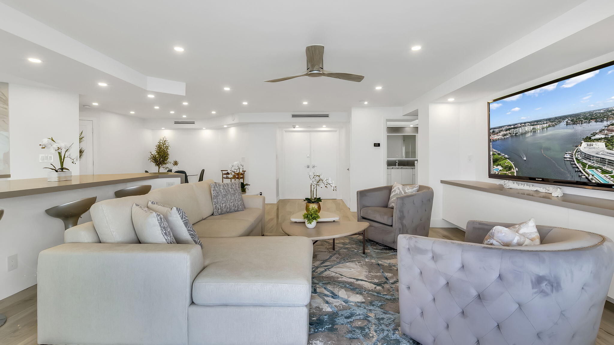 550 South Ocean Boulevard, Unit 1906 Boca Raton, FL 33432 - Photo 9 of 47 Family Room