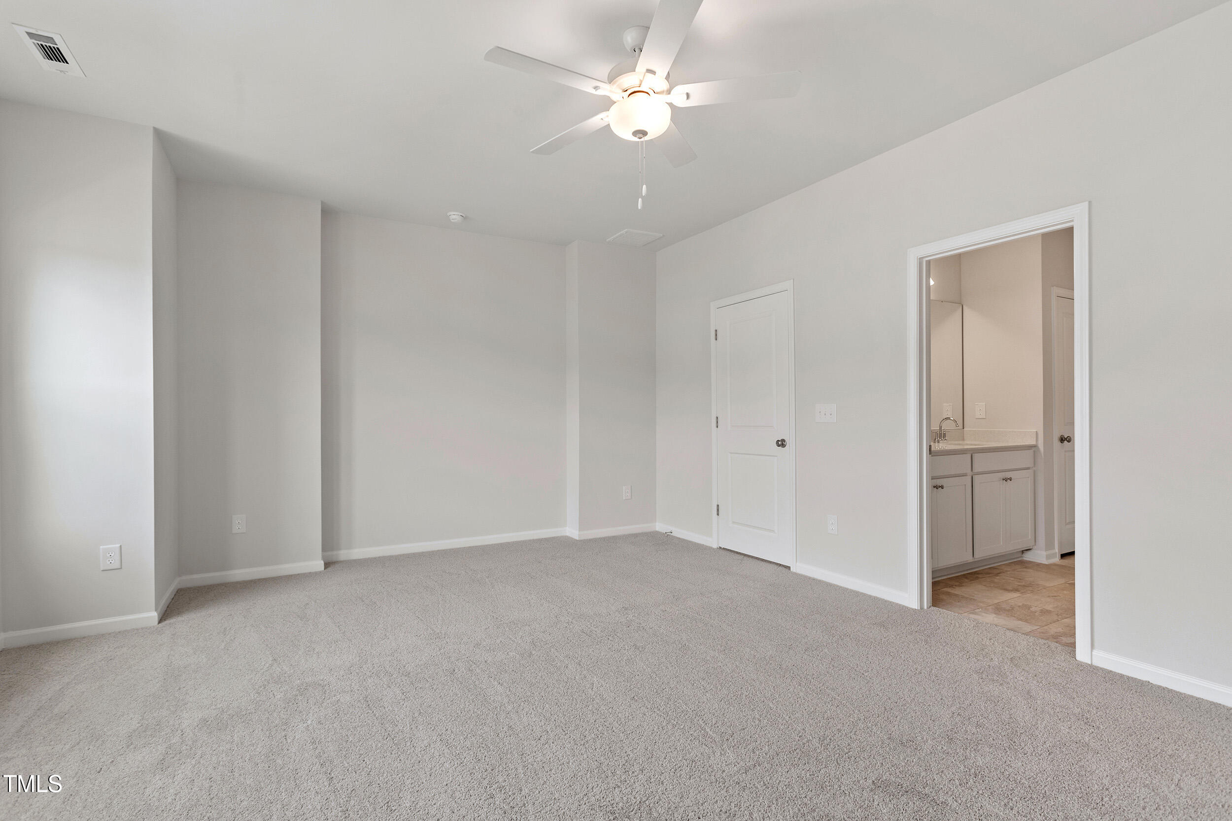 152 Powell Townes Way, Unit 285 Raleigh, NC 27603 - Photo 16 of 43 27-152 Central Townes Wy Lot 285 [227430