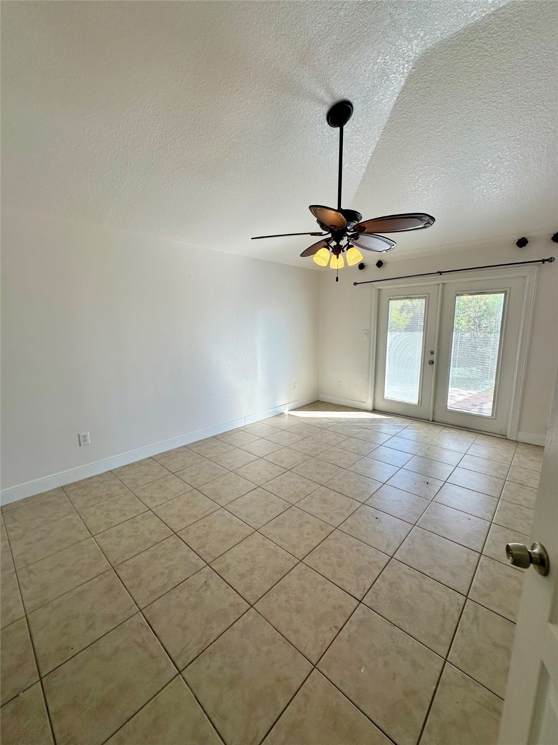 415 2nd Street San Leon, TX 77539 - Photo 16 of 19