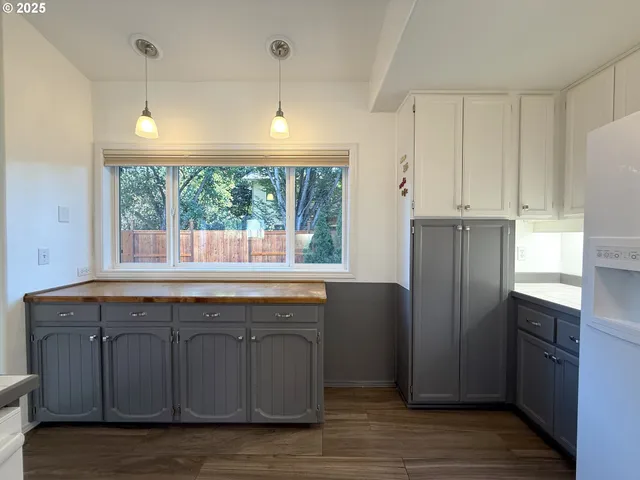 $479,000 | 3933 Dorchester Lane, Eugene, OR 97404