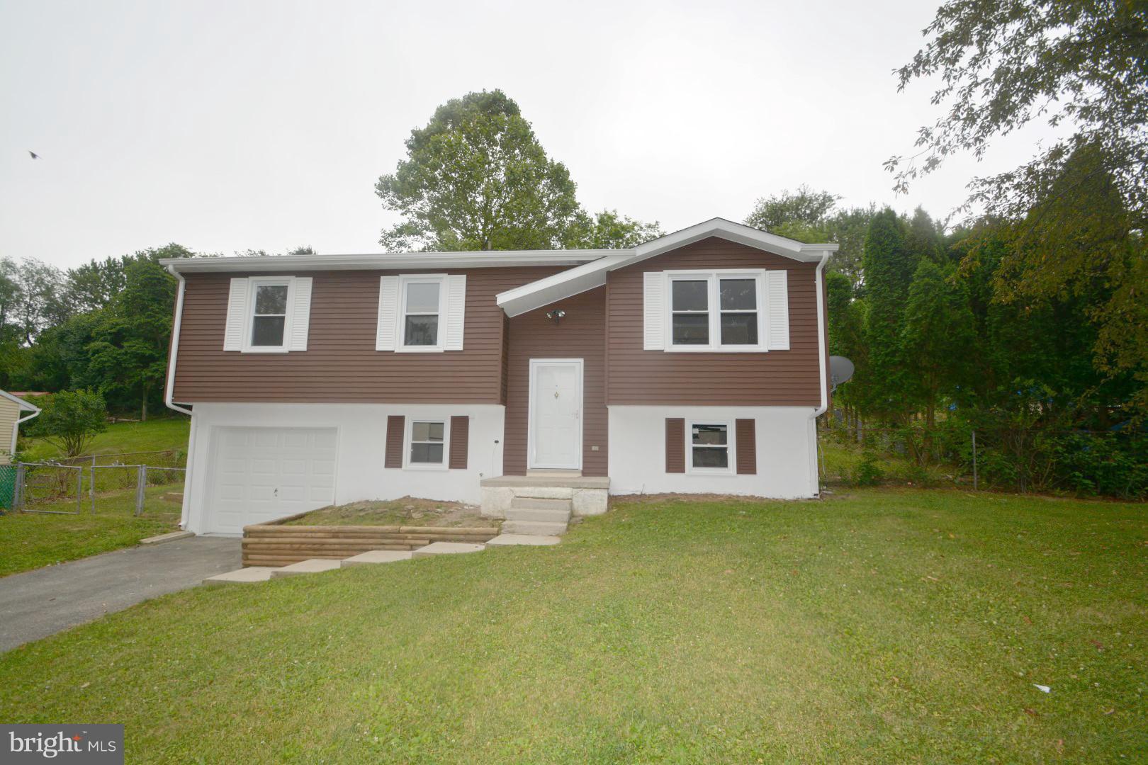 2911 Michelle Road Manchester, MD 21102 - Photo 3 of 23 Exterior (Front)