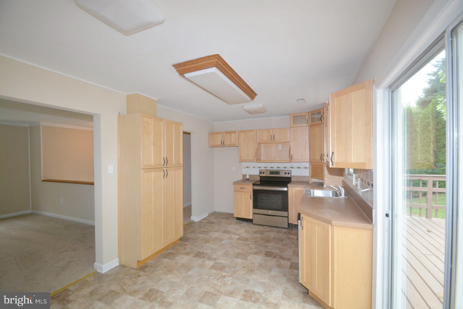 2911 Michelle Road Manchester, MD 21102 - Photo 8 of 23 Kitchen