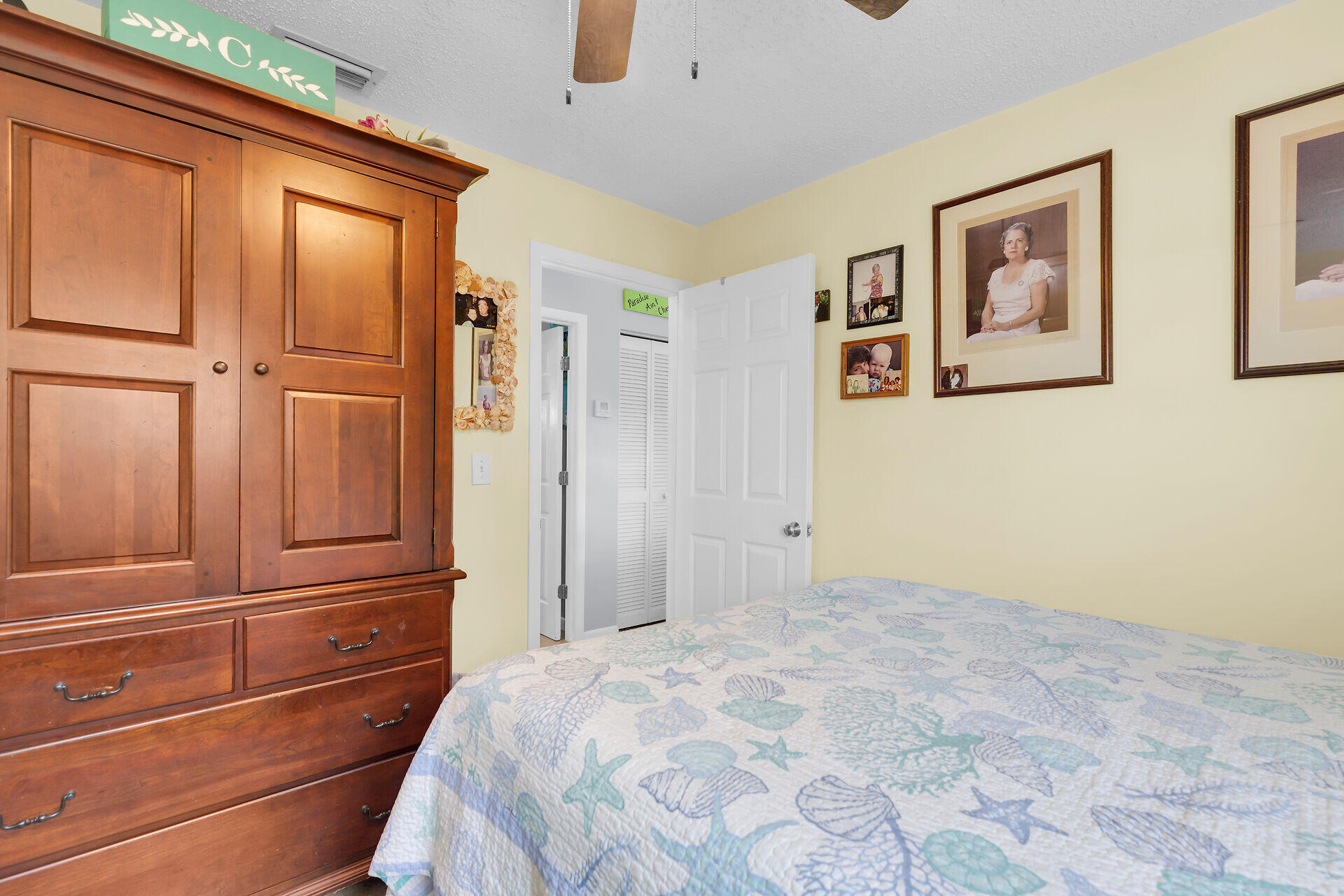 119 Primrose Lane Long Key, FL 33001 - Photo 25 of 43 Bedroom