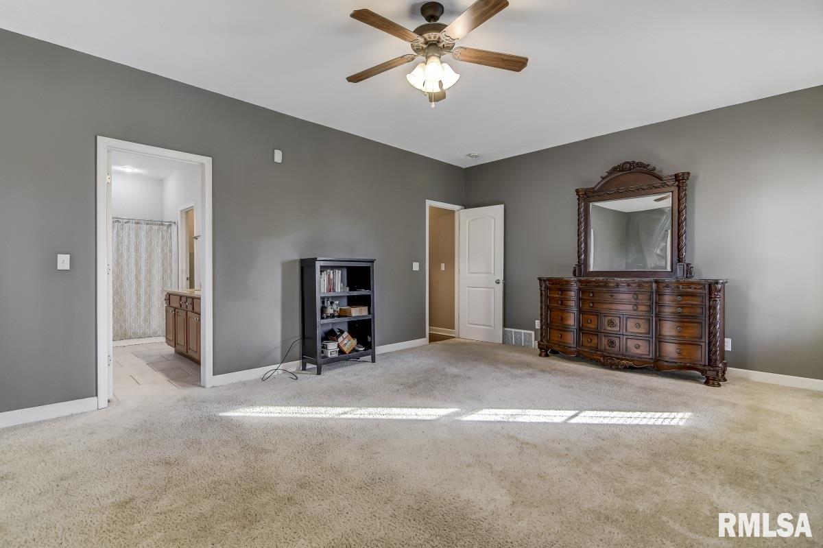 912 Deerfield Road Chatham, IL 62629 - Photo 36 of 45 Gallery Image 36