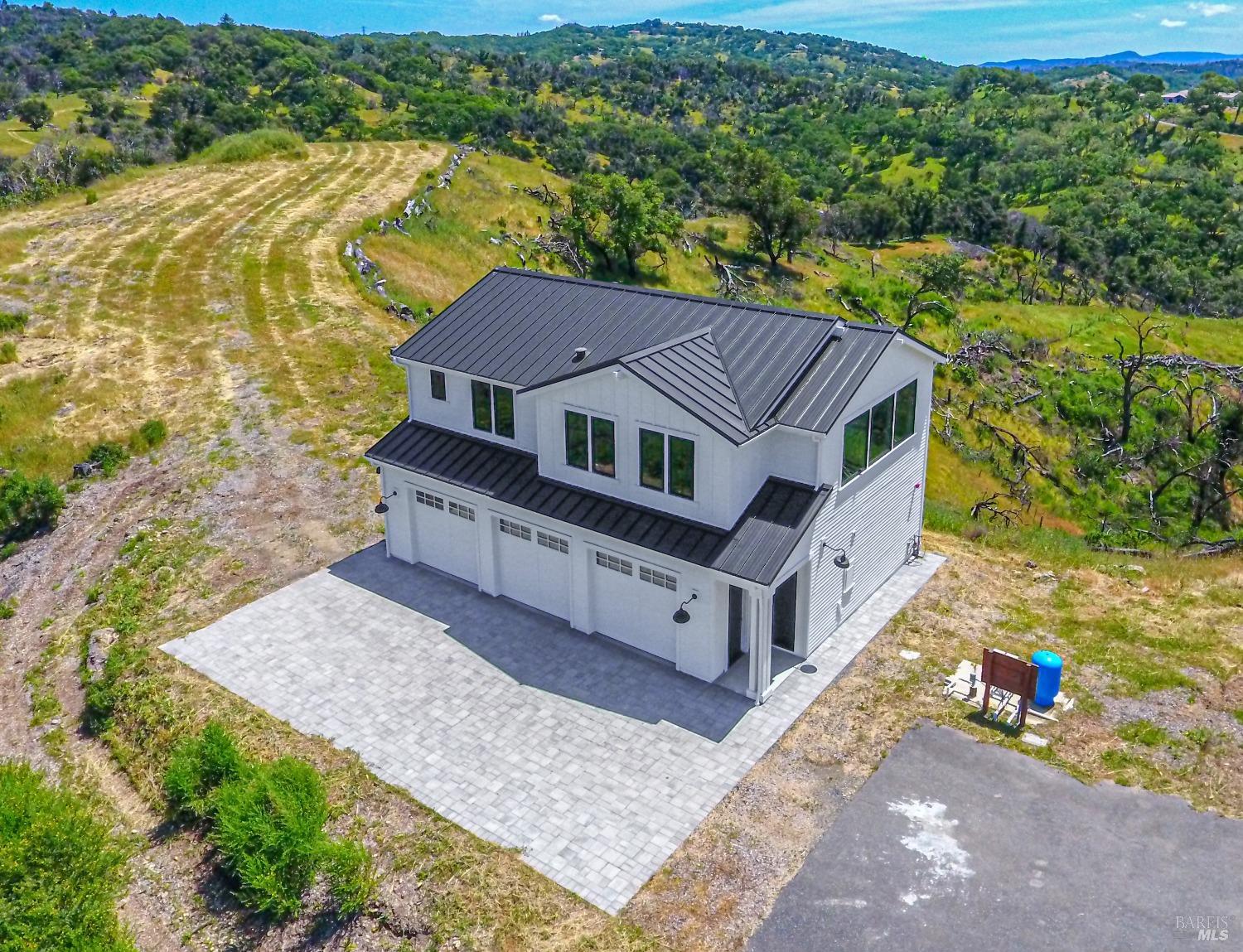 9110 Chalk Hill Road Healdsburg, CA 95448 - Photo 11 of 59 ADU Over Extra Deep Garage, Well on Right