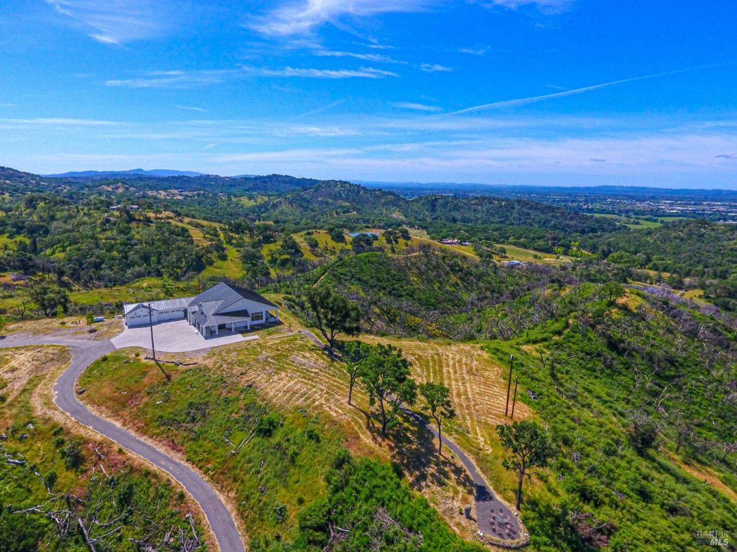 9110 Chalk Hill Road Healdsburg, CA 95448 - Photo 38 of 59 Walkway to Viewing Area