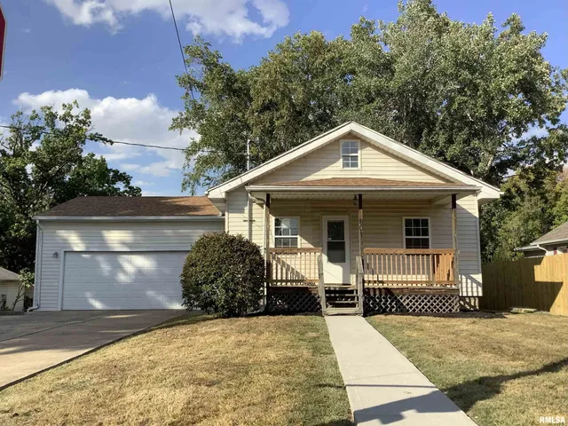 $154,900 | 801 East Toledo Avenue, Peoria Heights, IL 61616