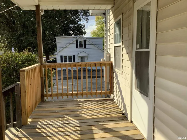 $154,900 | 801 East Toledo Avenue, Peoria Heights, IL 61616