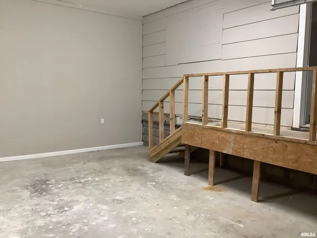 $154,900 | 801 East Toledo Avenue, Peoria Heights, IL 61616