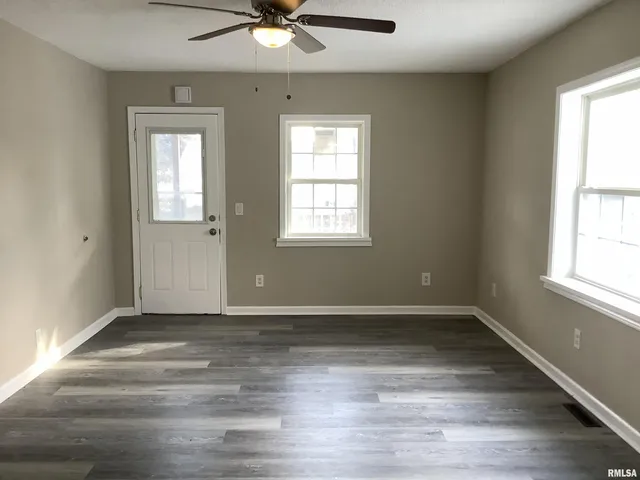 $154,900 | 801 East Toledo Avenue, Peoria Heights, IL 61616