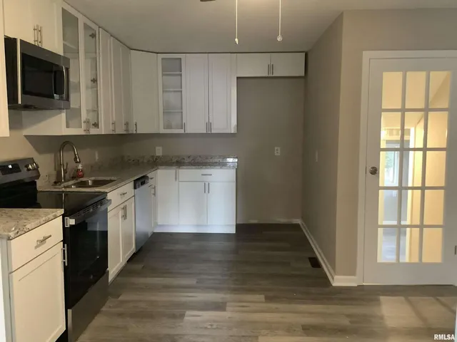 $154,900 | 801 East Toledo Avenue, Peoria Heights, IL 61616