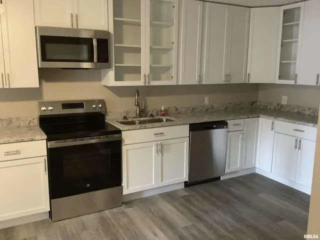 $154,900 | 801 East Toledo Avenue, Peoria Heights, IL 61616