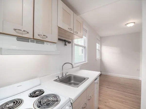 $1,650 | 50 Columbus Avenue, Unit 4B, Somerville, MA 02143