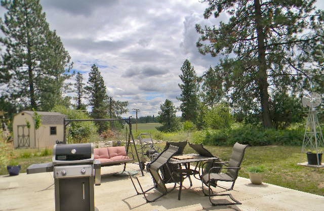 39919 North Division Road Deer Park, WA 99006 - Photo 16 of 20 Gallery Image 16
