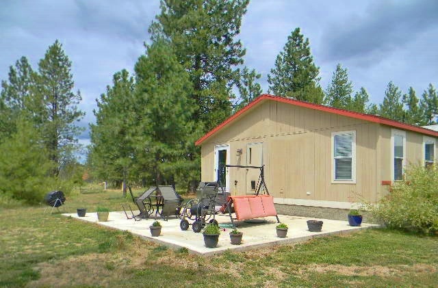39919 North Division Road Deer Park, WA 99006 - Photo 3 of 20 Gallery Image 3