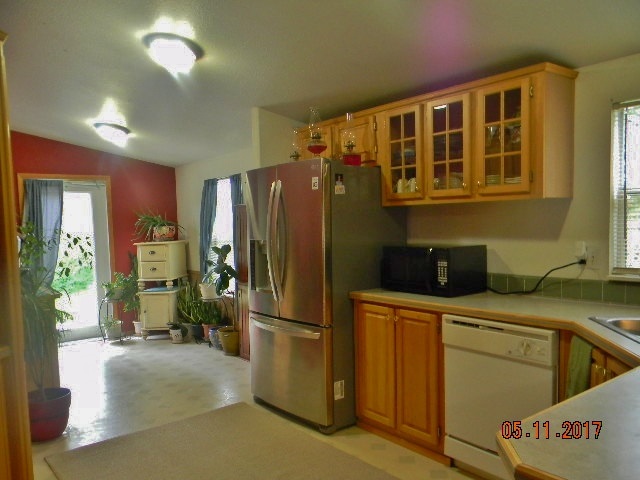 39919 North Division Road Deer Park, WA 99006 - Photo 6 of 20 Gallery Image 6