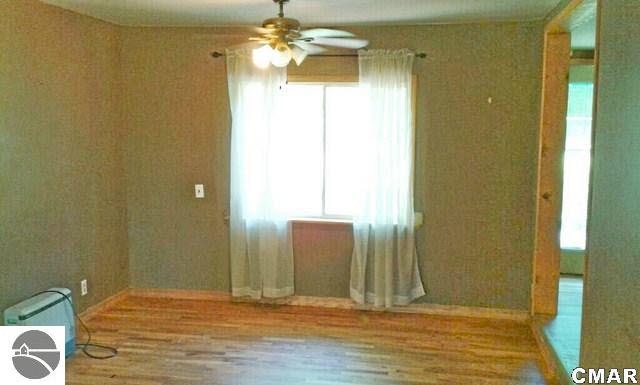 11660 West Bawkey Road Lake, MI 48632 - Photo 6 of 25 1769900-5.JPG
