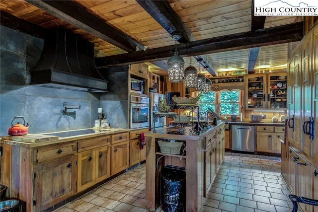 $968,500 | 2453 Payne Branch Road, Blowing Rock, NC 28605