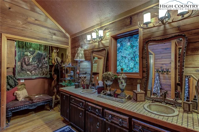 $968,500 | 2453 Payne Branch Road, Blowing Rock, NC 28605