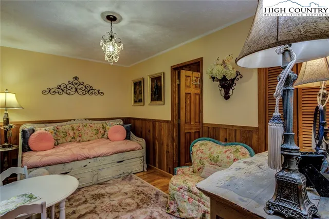 $968,500 | 2453 Payne Branch Road, Blowing Rock, NC 28605