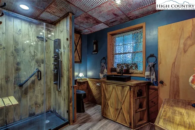 $968,500 | 2453 Payne Branch Road, Blowing Rock, NC 28605