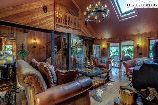 $968,500 | 2453 Payne Branch Road, Blowing Rock, NC 28605