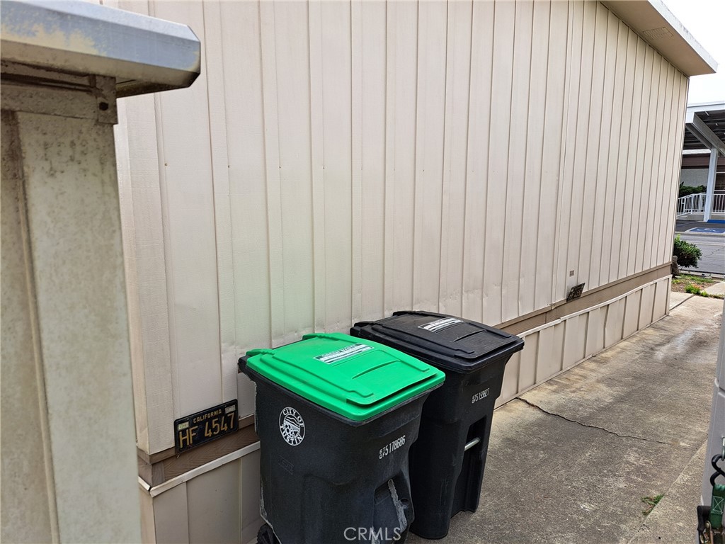 107 Malaga Street Tustin, CA 92780 - Photo 25 of 34