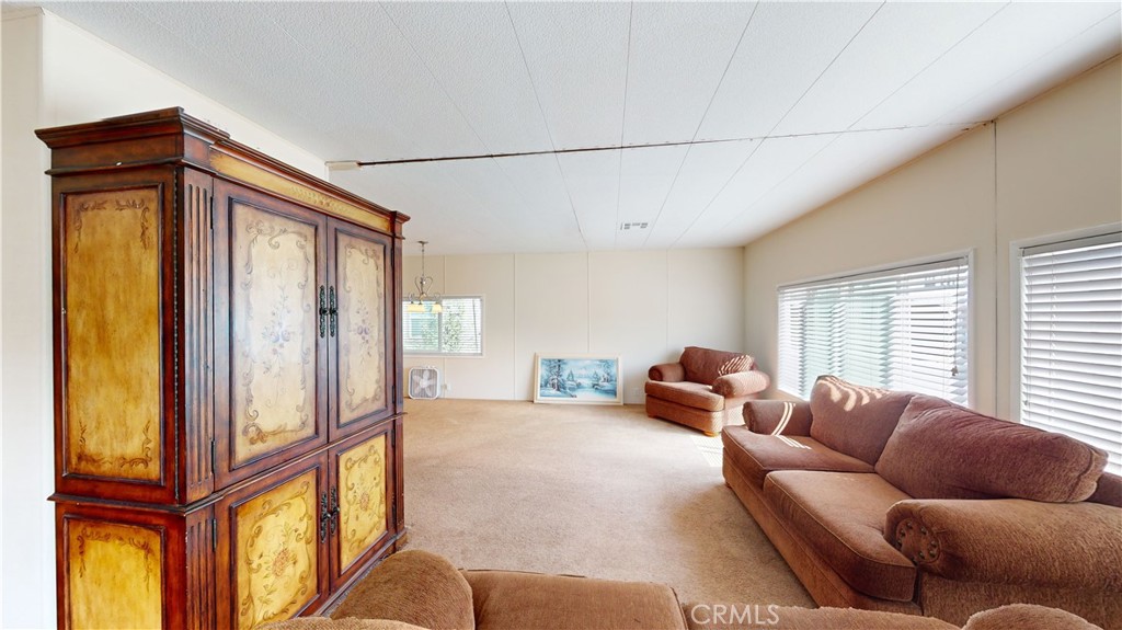 107 Malaga Street Tustin, CA 92780 - Photo 9 of 34