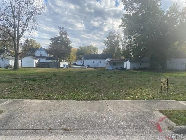 $20,000 | 536 West Maple Street, Nashville, IL 62263