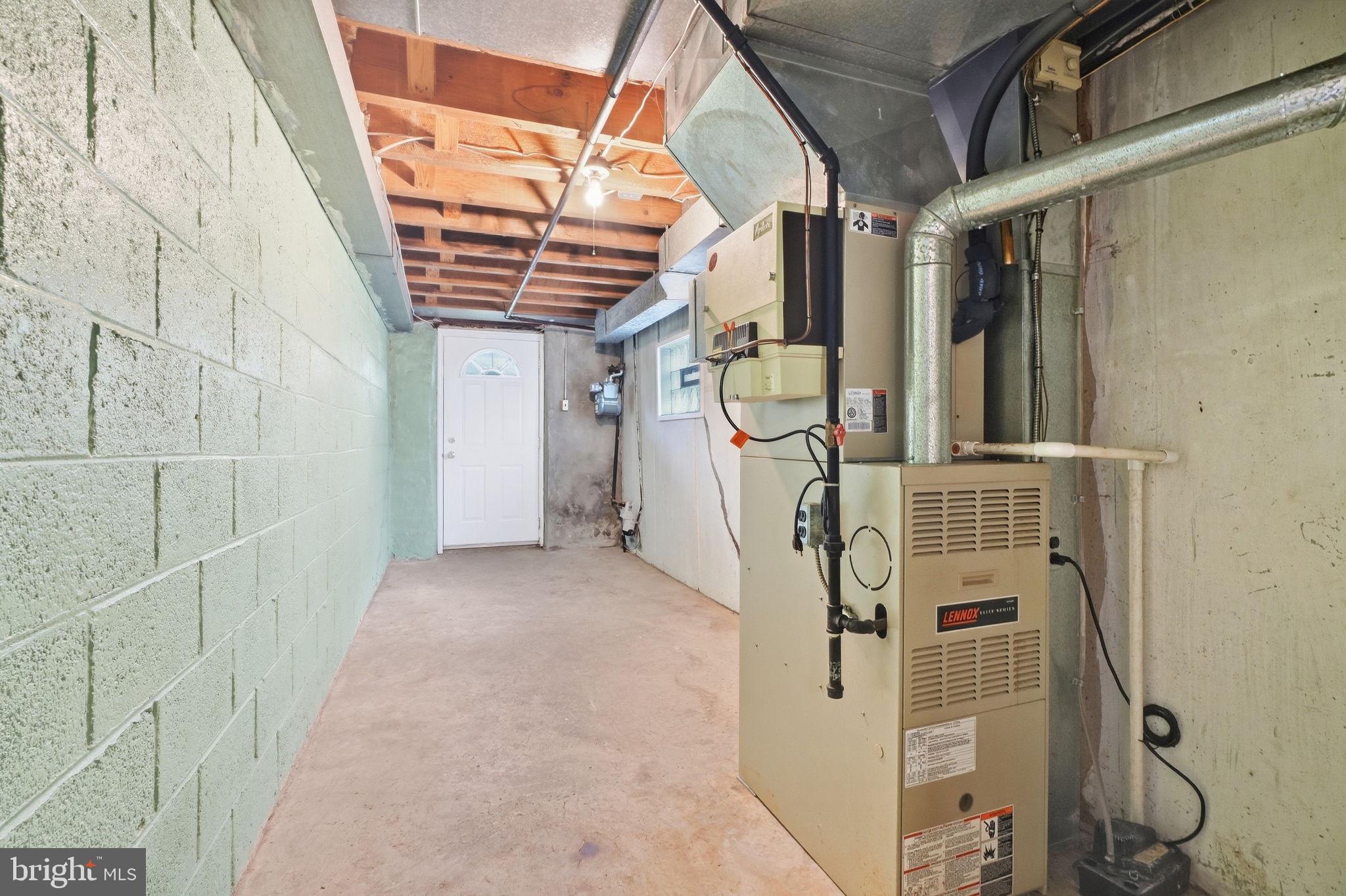 726 Ripley Place Philadelphia, PA 19111 - Photo 19 of 30 Basement
