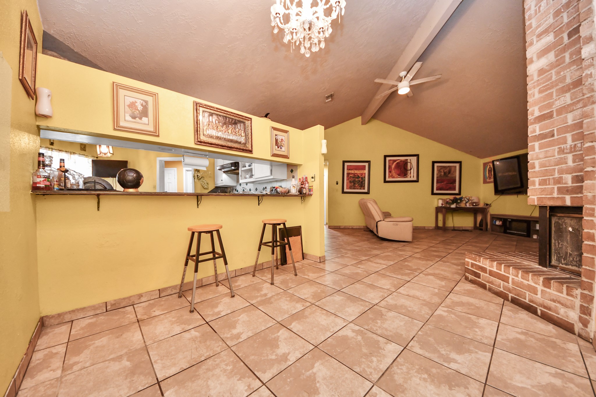 3302 Hombly Road Houston, TX 77066 - Photo 8 of 23 Gallery Image 8