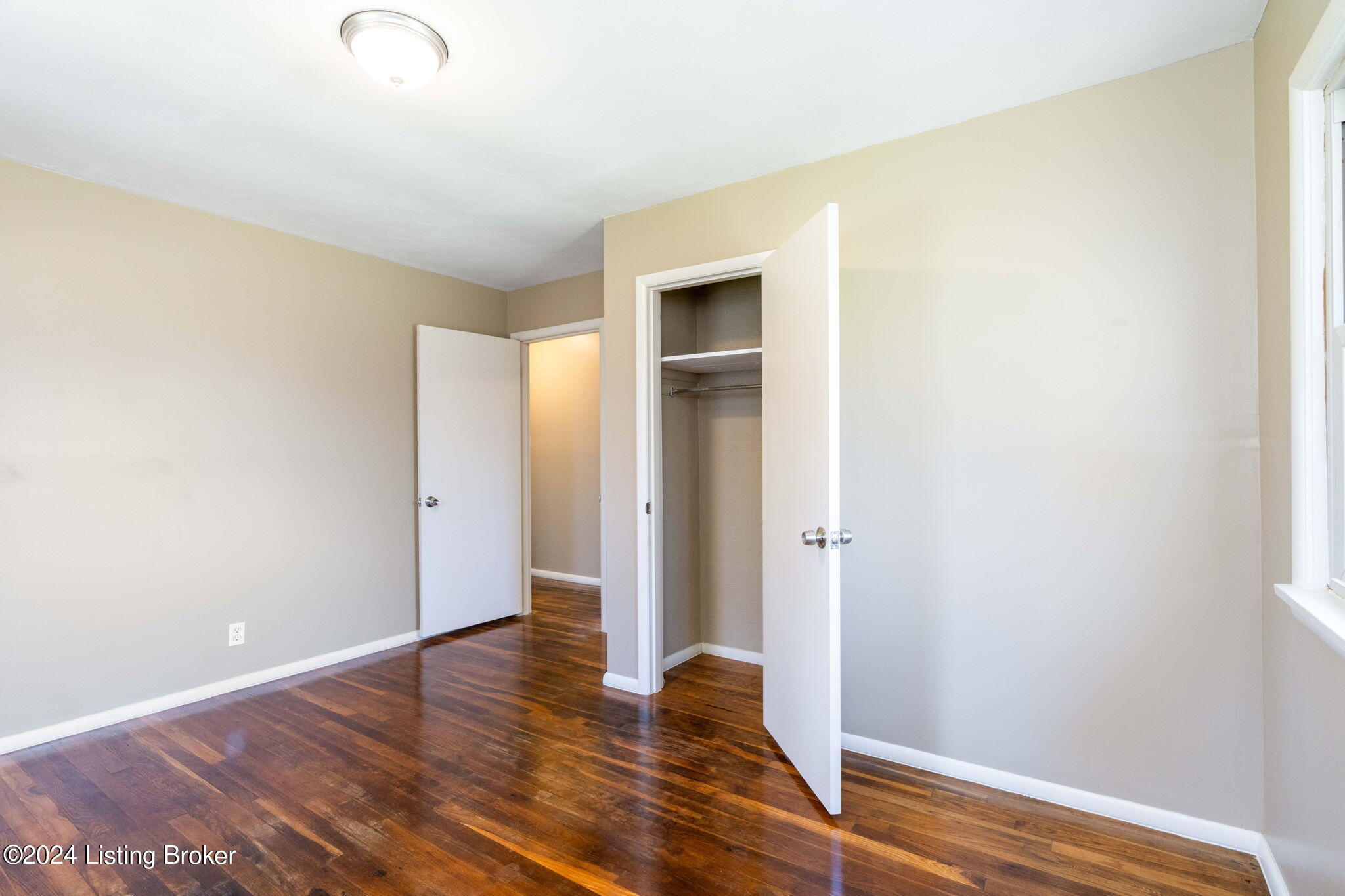 8601 Williams Road Louisville, KY 40299 - Photo 12 of 31 8601 Williams Rd-25