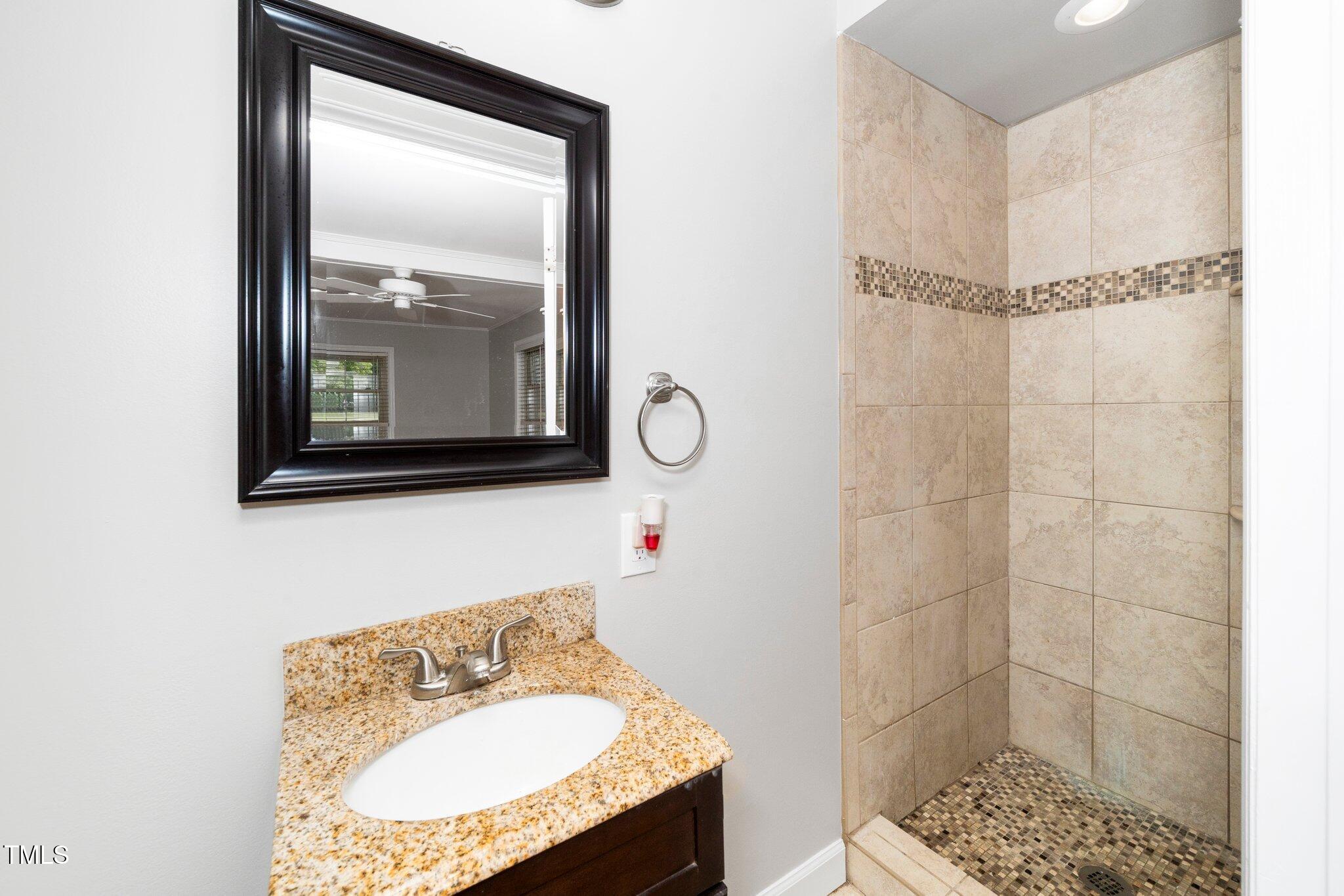 2925 Redwood Road Durham, NC 27704 - Photo 23 of 34 25-web-or-mls-2925 Redwood (19 of 41)