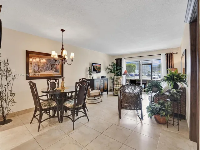 $275,000 | 2600 Diana Drive, Unit 105, Hallandale Beach, FL 33009