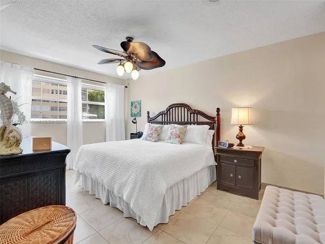 $275,000 | 2600 Diana Drive, Unit 105, Hallandale Beach, FL 33009