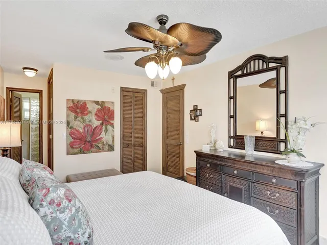 $275,000 | 2600 Diana Drive, Unit 105, Hallandale Beach, FL 33009