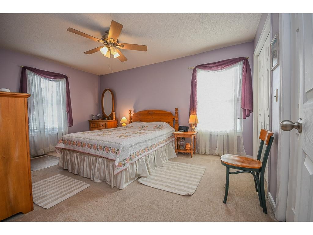 807 East Mountain View Road Johnson City, TN 37601 - Photo 19 of 36 Bedroom 2