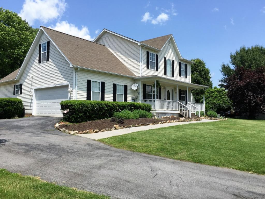 807 East Mountain View Road Johnson City, TN 37601 - Photo 2 of 36 Side View Of Home