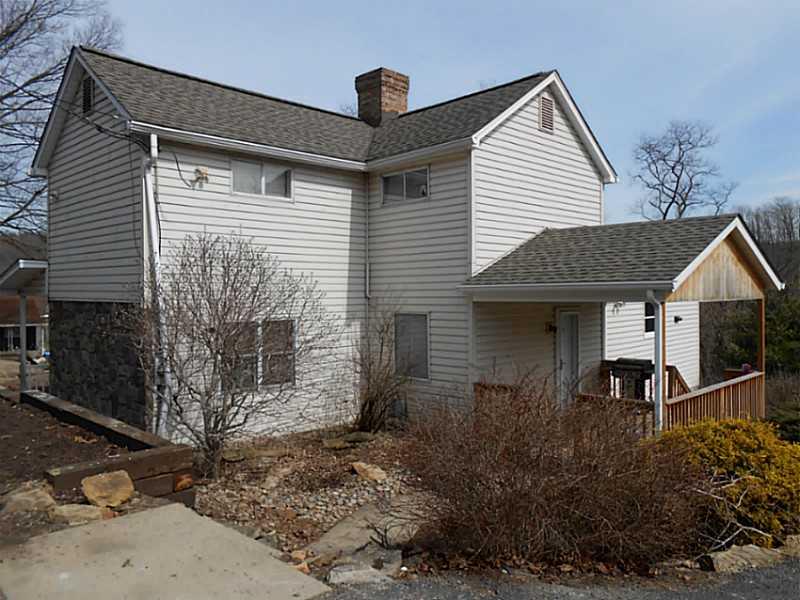 23 Simpson Street Lawrence, PA 15055 - Photo 1 of 20 Exterior Front.