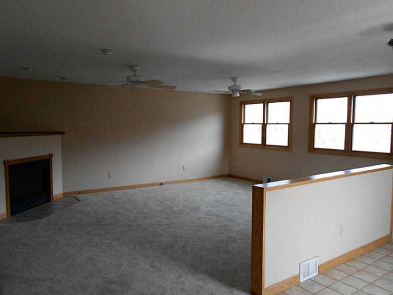 23 Simpson Street Lawrence, PA 15055 - Photo 3 of 20 Family Room.