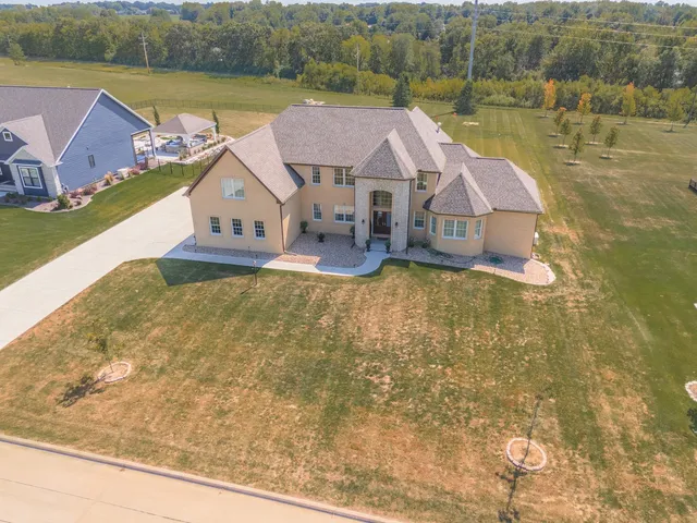 $1,300,000 | 9491 Crossbow Drive, Bloomington, IL 61705