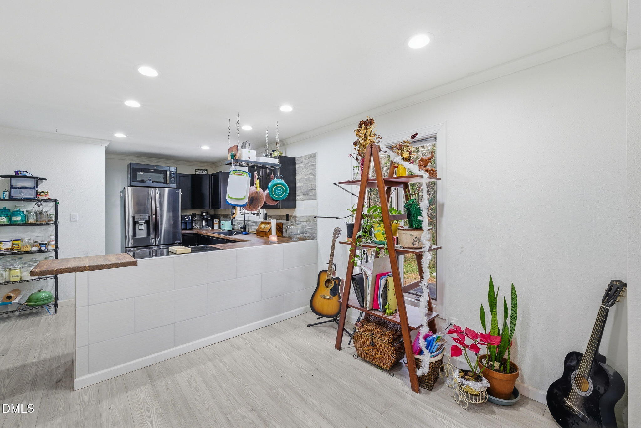 6948 Three Bridges Circle Raleigh, NC 27613 - Photo 14 of 35 16-web-or-mls-DX3A7664