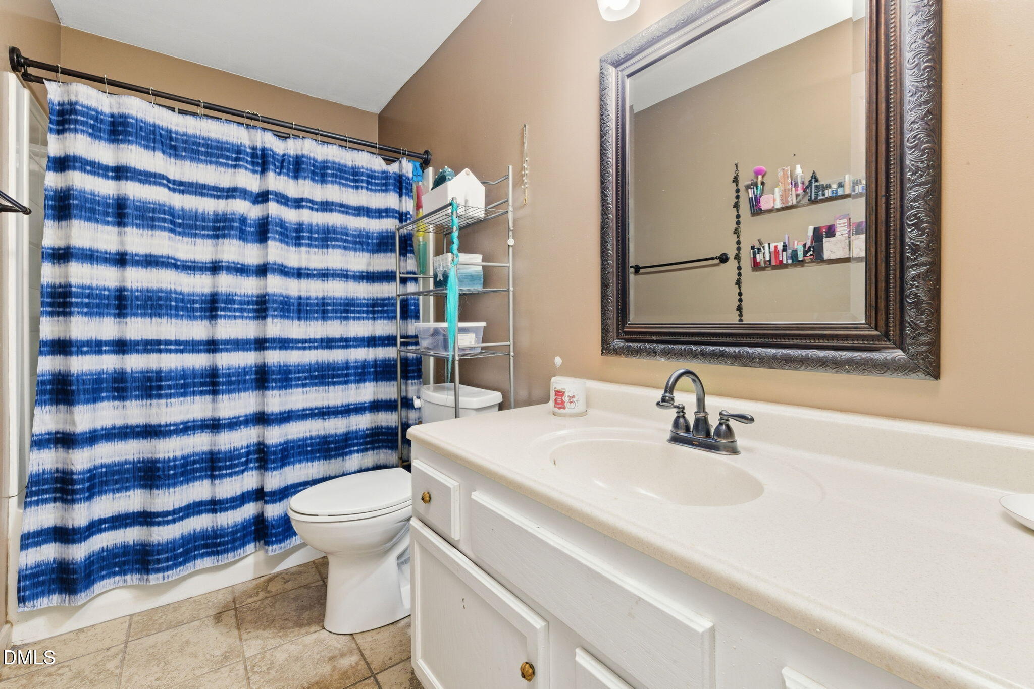 6948 Three Bridges Circle Raleigh, NC 27613 - Photo 20 of 35 26-web-or-mls-DX3A7566