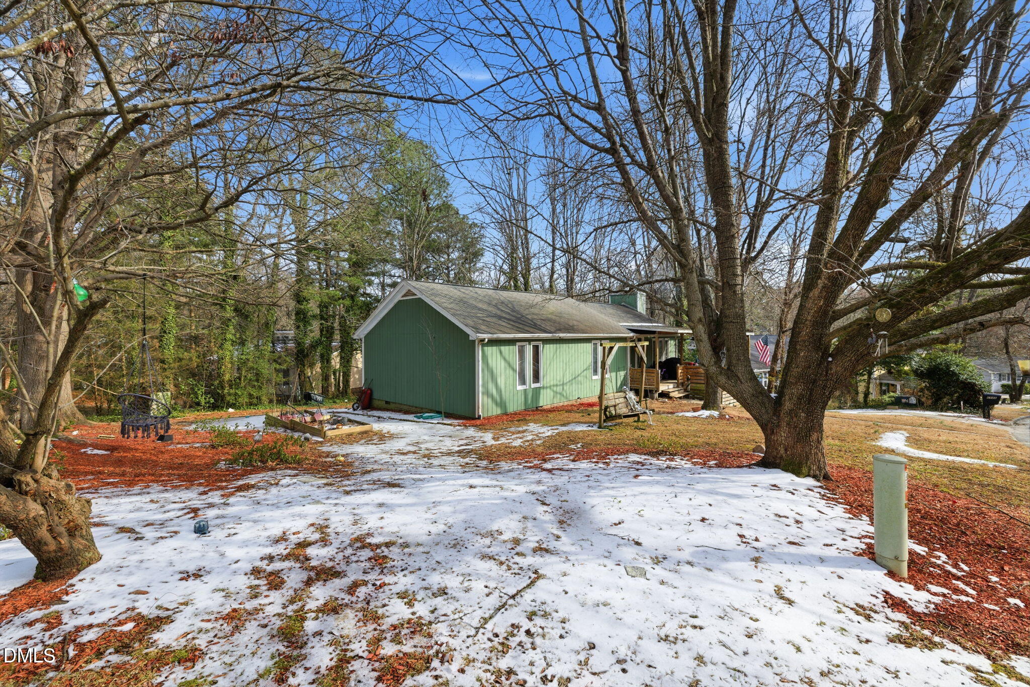 6948 Three Bridges Circle Raleigh, NC 27613 - Photo 3 of 35 3-web-or-mls-DX3A7614