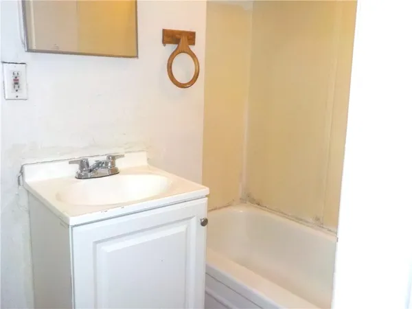 $189,900 | 62 Scrantom Street, Unit 60, Rochester, NY 14605