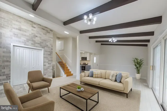 $579,900 | 7803 Fordson Road, Alexandria, VA 22306