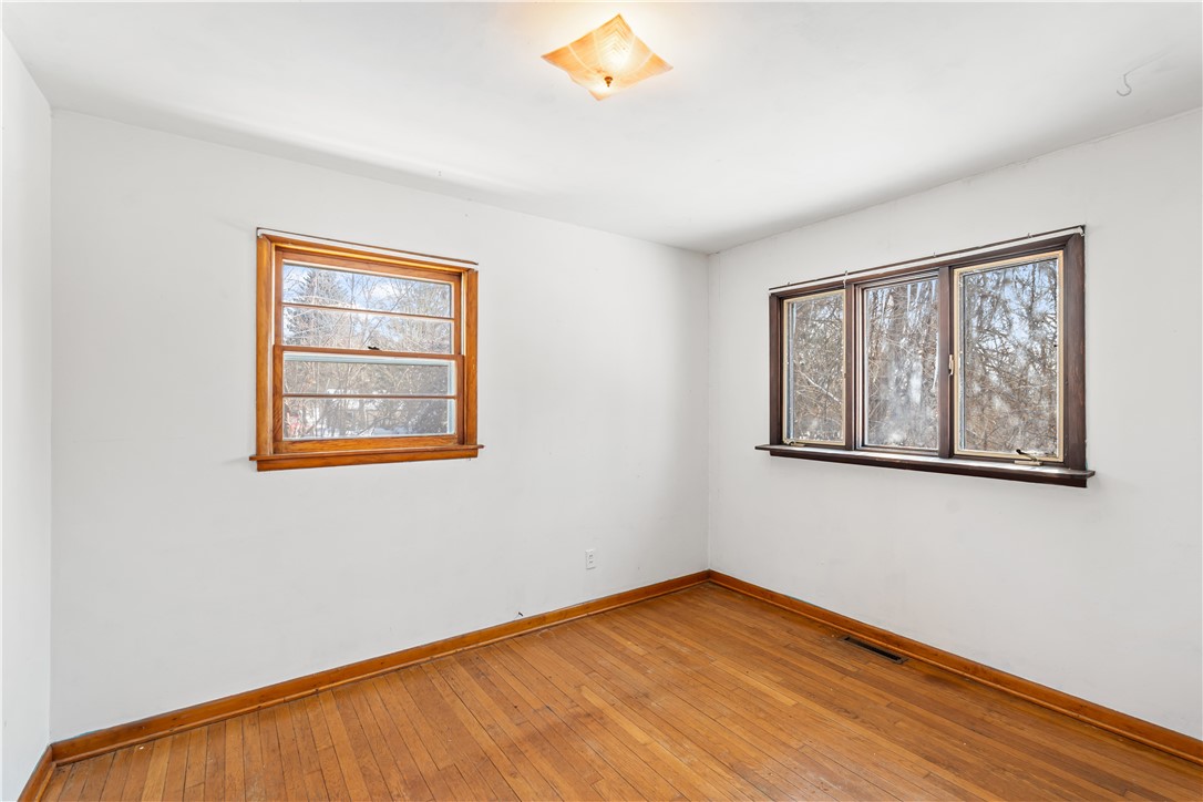 6779 Bear Ridge Road Pendleton, NY 14094 - Photo 16 of 36 Gallery Image 16