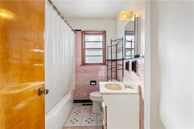 $199,900 | 6779 Bear Ridge Road, Pendleton, NY 14094